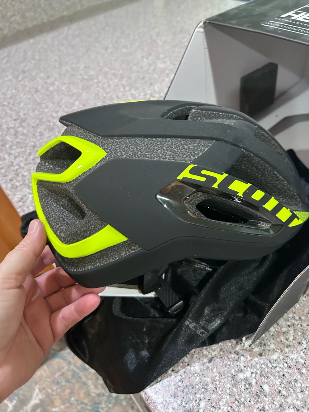 Scott Centric Plus Helmet, New with Tags, Size Medium